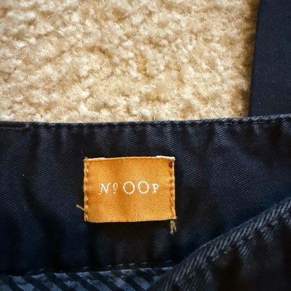 Pilcro Dark Black Skinny Jeans with Zipper Details - Picture 5 of 6